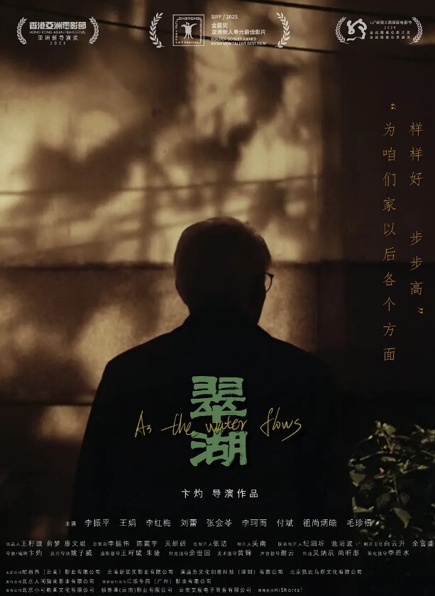 真心话大冒险系列老哥夜店大山带回来的大四女生聊天细节满满中间给女生亲脚背让女神体验女王的感觉立马沦陷对白有趣妹子长相没有美颜的加持下也是够看 - 口棒肉穴乳
